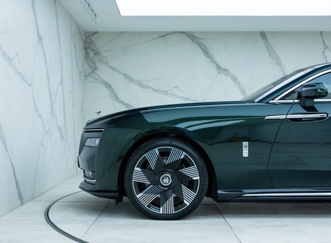 Rolls-Royce Spectre 42