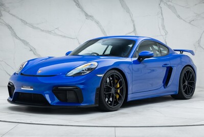 Porsche Cayman GT4 (718)