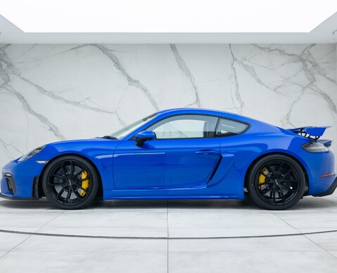 Porsche Cayman GT4 (718)