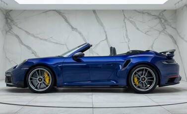 Porsche 911 Turbo S Cabriolet (992) 3