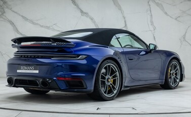 Porsche 911 Turbo S Cabriolet (992) 5