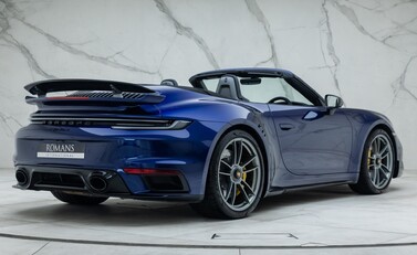 Porsche 911 Turbo S Cabriolet (992) 6