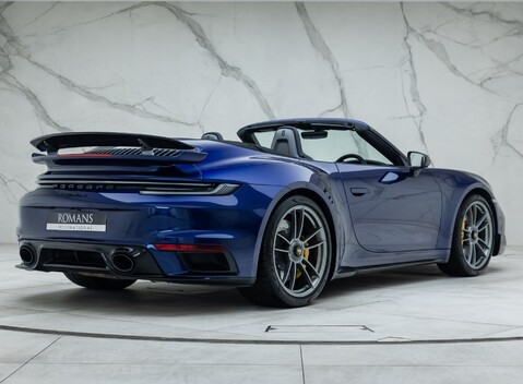 Porsche 911 Turbo S Cabriolet (992) 6