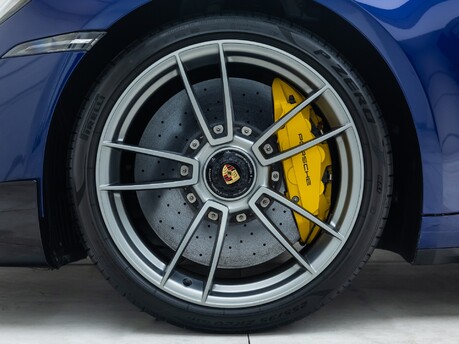Porsche 911 Turbo S Cabriolet (992)