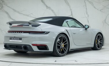 Porsche 911 Turbo S Cabriolet (992) 5