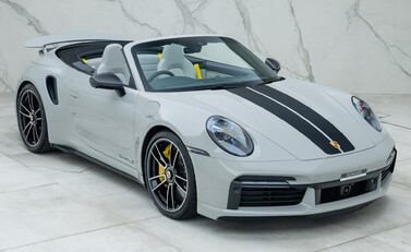 Porsche 911 Turbo S Cabriolet (992) 11