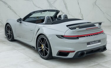 Porsche 911 Turbo S Cabriolet (992) 12