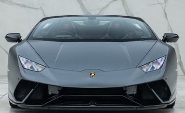 Lamborghini Huracan LP 640-4 PERFORMANTE SPYDER 7