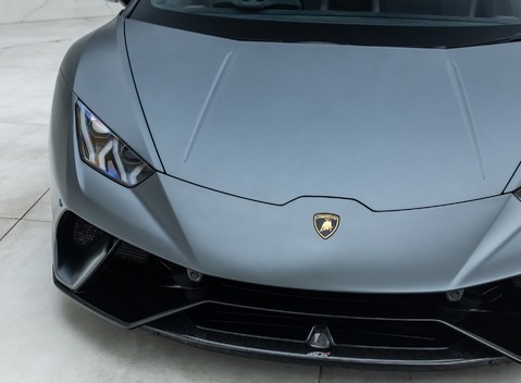 Lamborghini Huracan LP 640-4 PERFORMANTE SPYDER 30