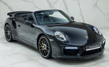 Porsche 911 Turbo S Cabriolet (991.2) 11