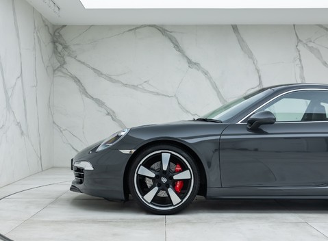 Porsche 911 50th ANNIVERSARY EDITION (991) 32