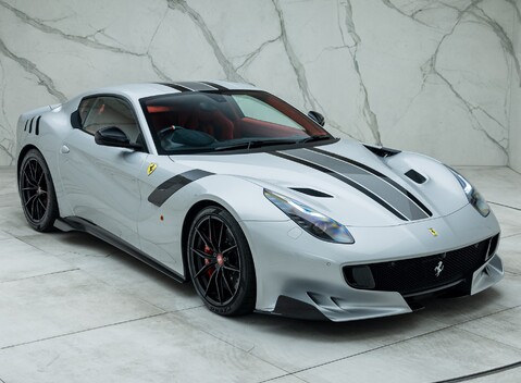 Ferrari F12 TDF 8