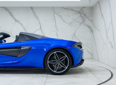 McLaren 570S Spider 34