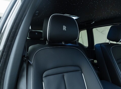 Rolls-Royce Cullinan 12