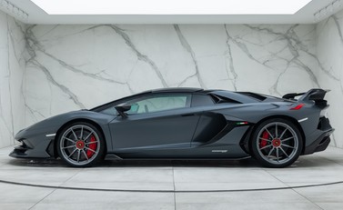 Lamborghini Aventador LP 770-4 SVJ ROADSTER 4