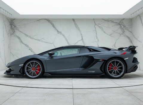 Lamborghini Aventador LP 770-4 SVJ ROADSTER 4