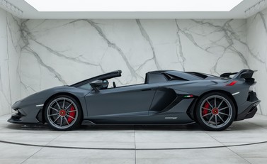 Lamborghini Aventador LP 770-4 SVJ ROADSTER 3