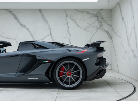 Lamborghini Aventador LP 770-4 SVJ ROADSTER 51