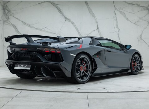 Lamborghini Aventador LP 770-4 SVJ ROADSTER 5