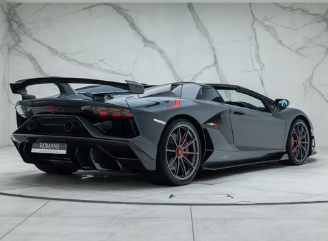 Lamborghini Aventador LP 770-4 SVJ ROADSTER 6