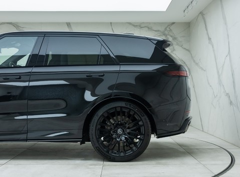 Land Rover Range Rover Sport P635 SV EDITION ONE 43