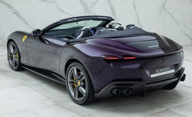 Ferrari Roma SPIDER 12