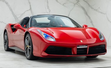 Ferrari 488 SPIDER 9