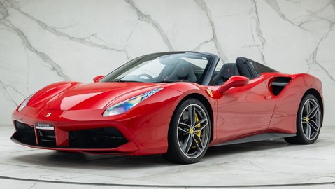 Ferrari 488 SPIDER 