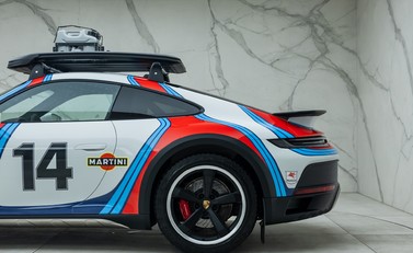 Porsche 911 DAKAR 44