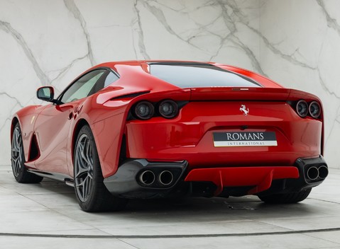 Ferrari 812 Superfast 7