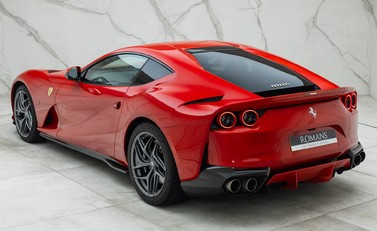 Ferrari 812 Superfast 9