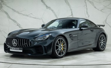 Mercedes-Benz AMG GT R 1