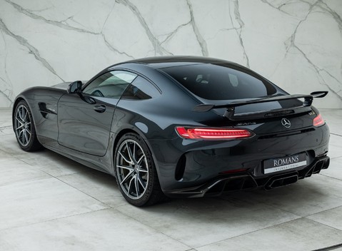 Mercedes-Benz AMG GT R 9