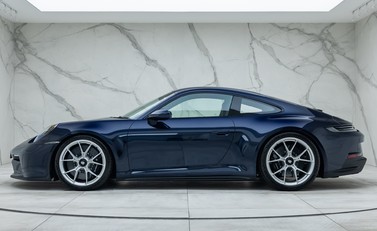 Porsche 911 GT3 TOURING (992) 2