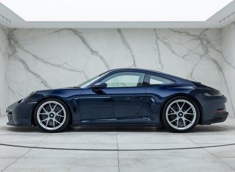 Porsche 911 GT3 TOURING (992) 2