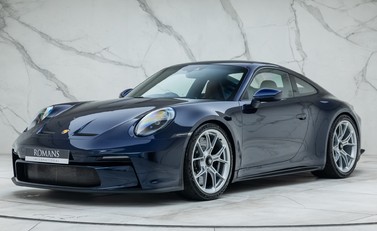 Porsche 911 GT3 TOURING (992) 1