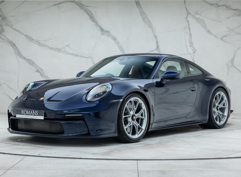 Porsche 911 GT3 TOURING (992) 1