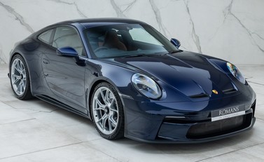 Porsche 911 GT3 TOURING (992) 8