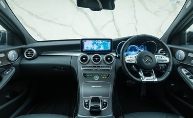 Mercedes-Benz C Class AMG C 63 ESTATE 18