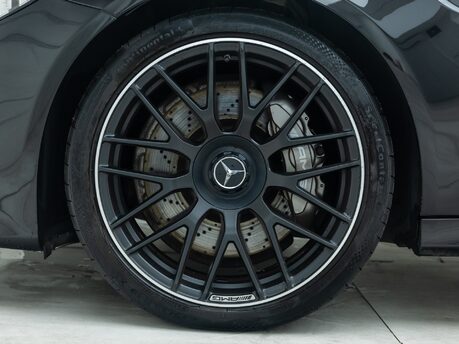 Mercedes-Benz C Class AMG C 63 ESTATE