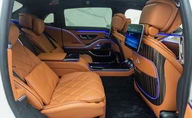 Mercedes-Benz S Class S580 MAYBACH FIRST CLASS 19