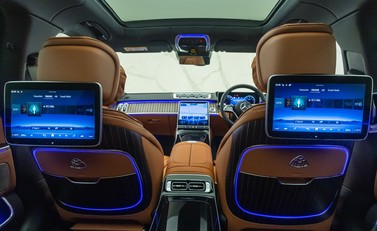 Mercedes-Benz S Class S580 MAYBACH FIRST CLASS 27