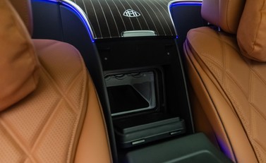 Mercedes-Benz S Class S580 MAYBACH FIRST CLASS 16