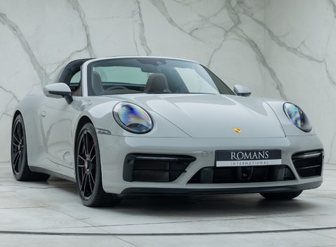 Porsche 911 Targa 4 GTS (992) 9