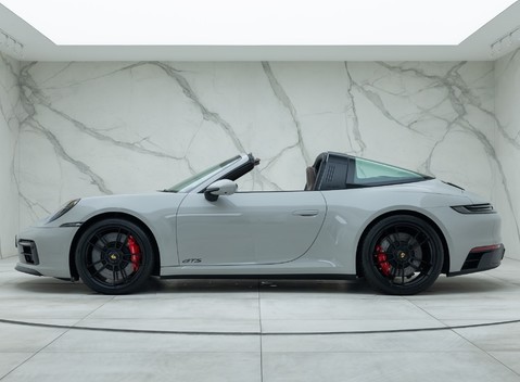 Porsche 911 Targa 4 GTS (992) 3