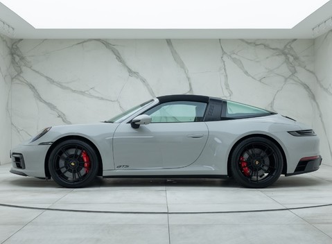 Porsche 911 Targa 4 GTS (992) 4