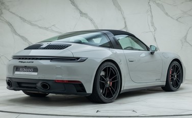 Porsche 911 Targa 4 GTS (992) 5