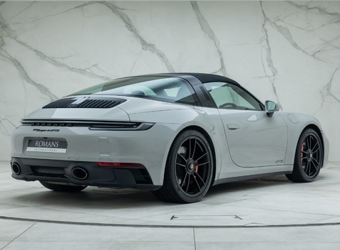 Porsche 911 Targa 4 GTS (992) 5