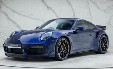 Porsche 911 Turbo S (992) 1