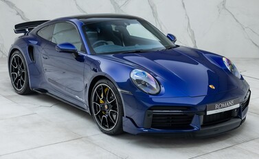 Porsche 911 Turbo S (992) 8